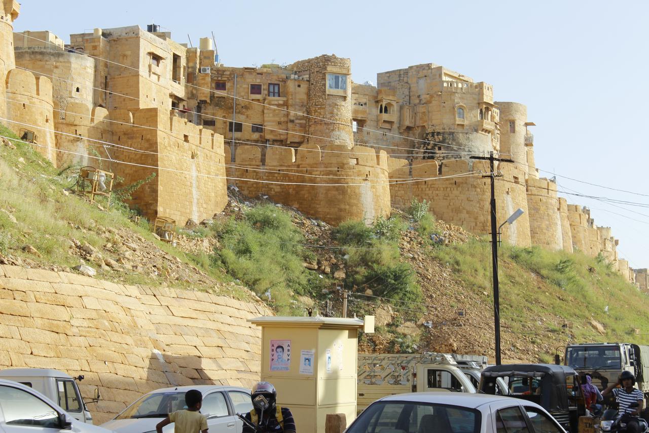 Hotel Vrinda Palace Jaisalmer Exterior photo