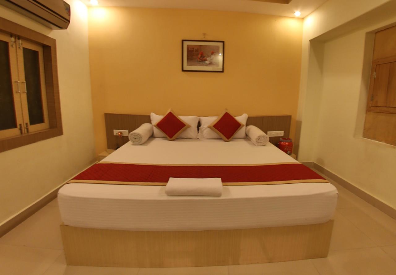 Hotel Vrinda Palace Jaisalmer Exterior photo